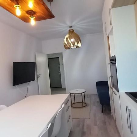 בוקרשט Modern 1Br Apartment With Wifi, Parking And Self Check In מראה חיצוני תמונה